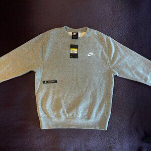 Brand-New Nike Men’s Gray Club Fleece Crewneck Sweatshirt